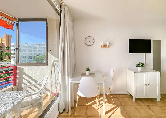 As De Casas - Olympia Costa Adeje (Tenerife)